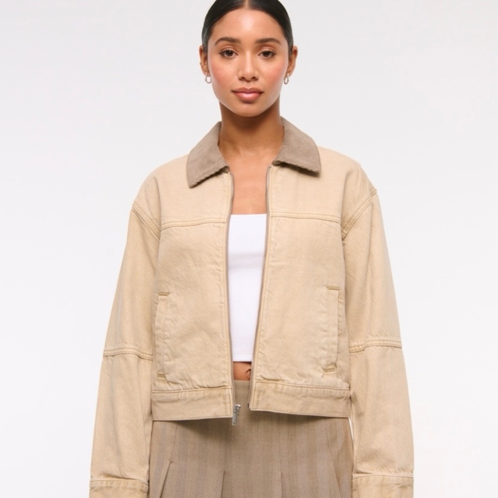 Abercrombie & Fitch Women's Tan Jacket